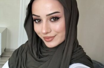 KOSTÜMLERİYLE SEKS YAPAN ETİMESGUT ESCORT PINAR